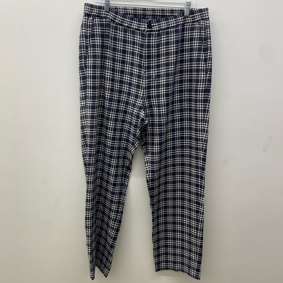 Stussy casual sweatpants. Almost new. Size Large.